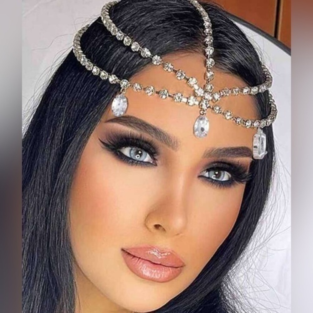 ✨NWT 1pc Silver Teardrop Shaped Rhinestone Decorated Headband